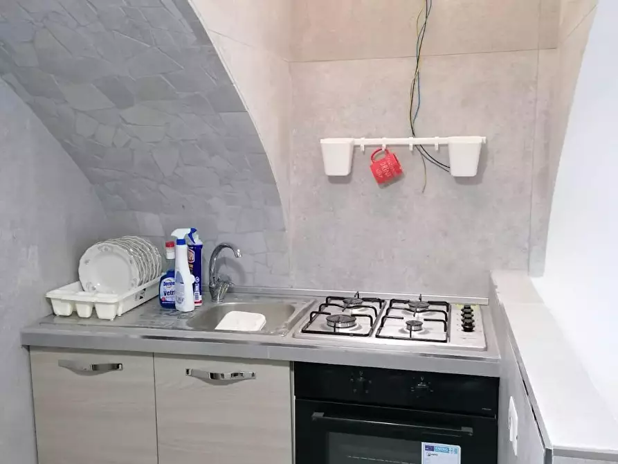 Immagine 5 di Appartamento in affitto  in Via Duomo a Napoli