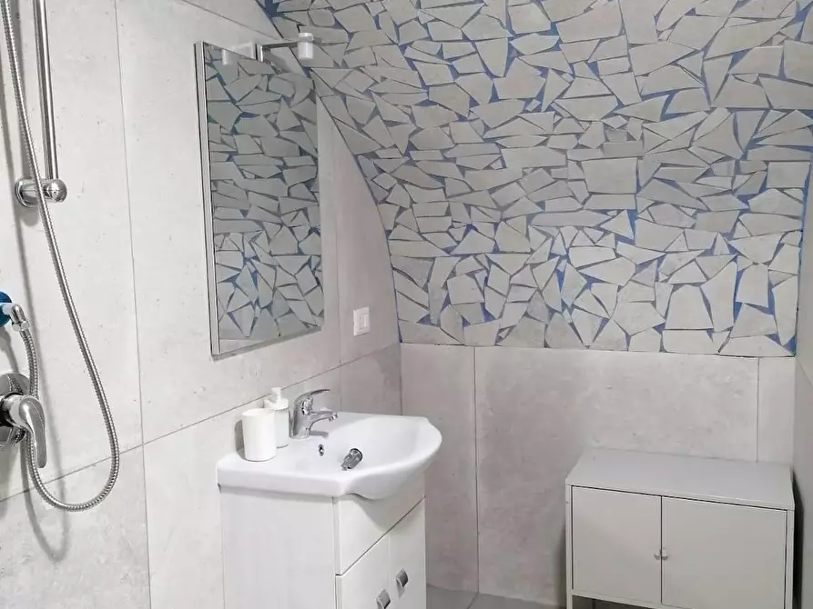 Immagine 9 di Appartamento in affitto  in Via Duomo a Napoli