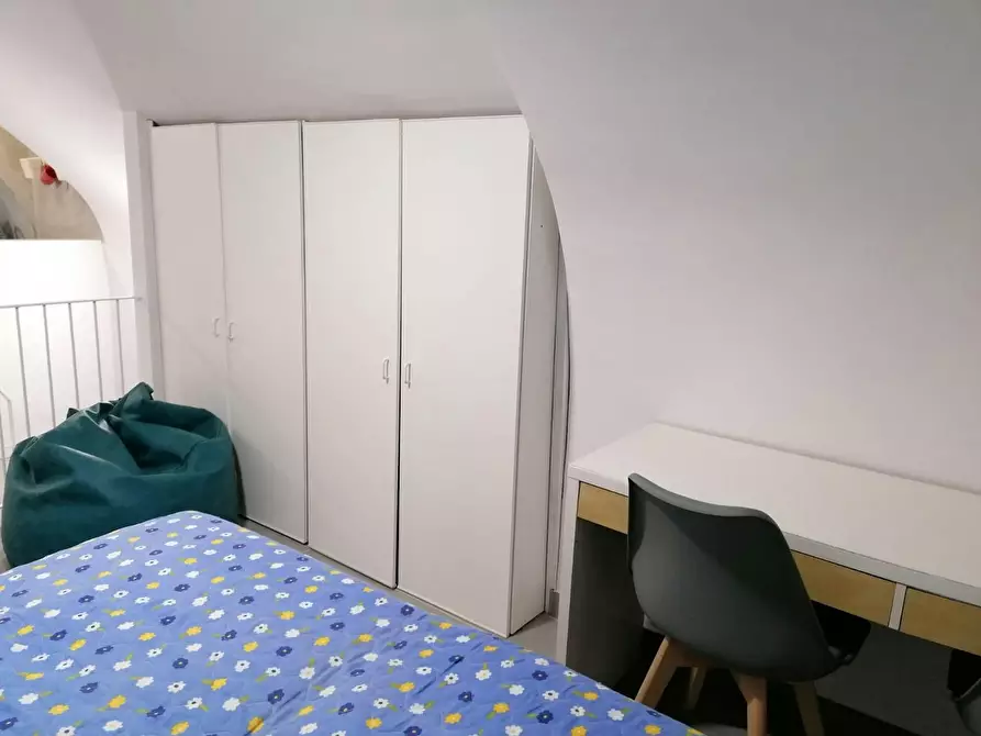 Immagine 3 di Appartamento in affitto  in Via Duomo a Napoli