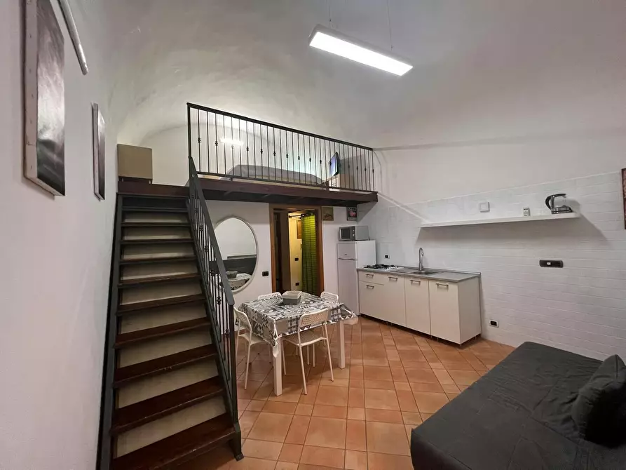 Immagine 1 di Appartamento in affitto  in Salita Tarsia a Napoli