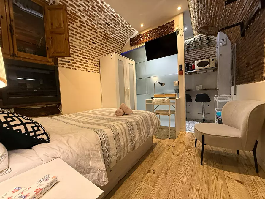 Immagine 2 di Appartamento in affitto  in Calle del Tesoro a Madrid
