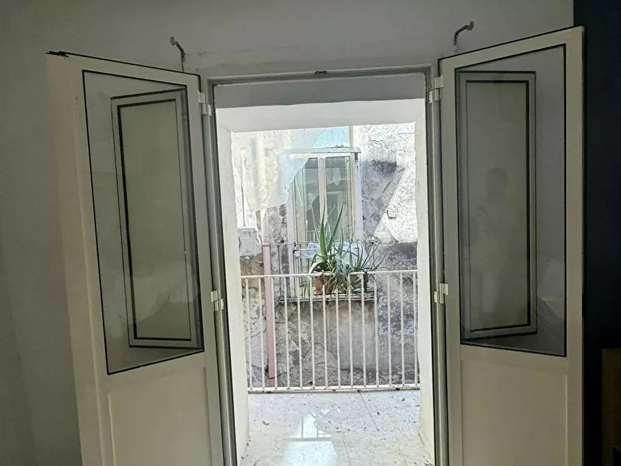 Immagine 3 di Appartamento in affitto  in Via Nilo a Napoli