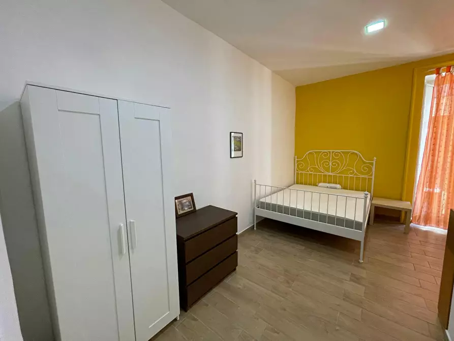 Immagine 2 di Camera in affitto  in Vico Orto del Conte a Napoli