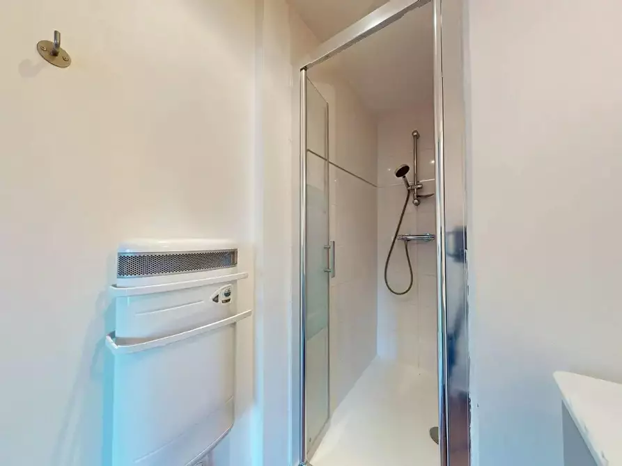 Immagine 6 di Camera in affitto  in Rue des Bienvenus a Villeurbanne