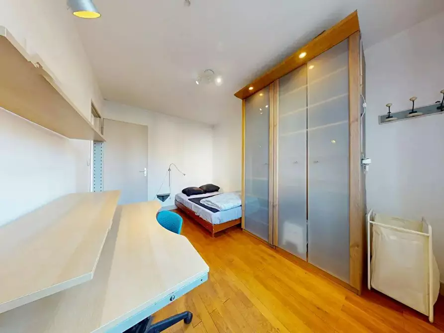 Immagine 4 di Camera in affitto  in Rue des Bienvenus a Villeurbanne