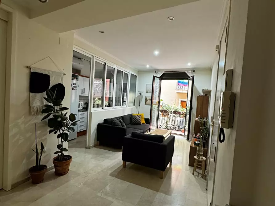 Immagine 7 di Camera in affitto  in Carrer dels Aluders a Valencia
