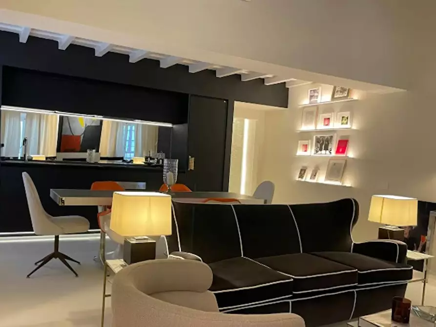 Immagine 1 di Appartamento in affitto  in Borgo Pinti a Firenze