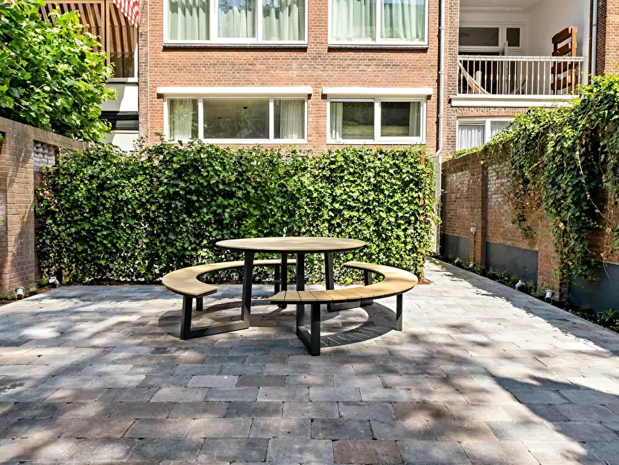 Immagine 5 di Appartamento in affitto  in Jan van Nassaustraat a 's-Gravenhage