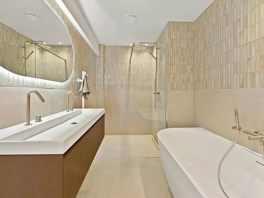 Immagine 3 di Appartamento in affitto  in Jan van Nassaustraat a 's-Gravenhage