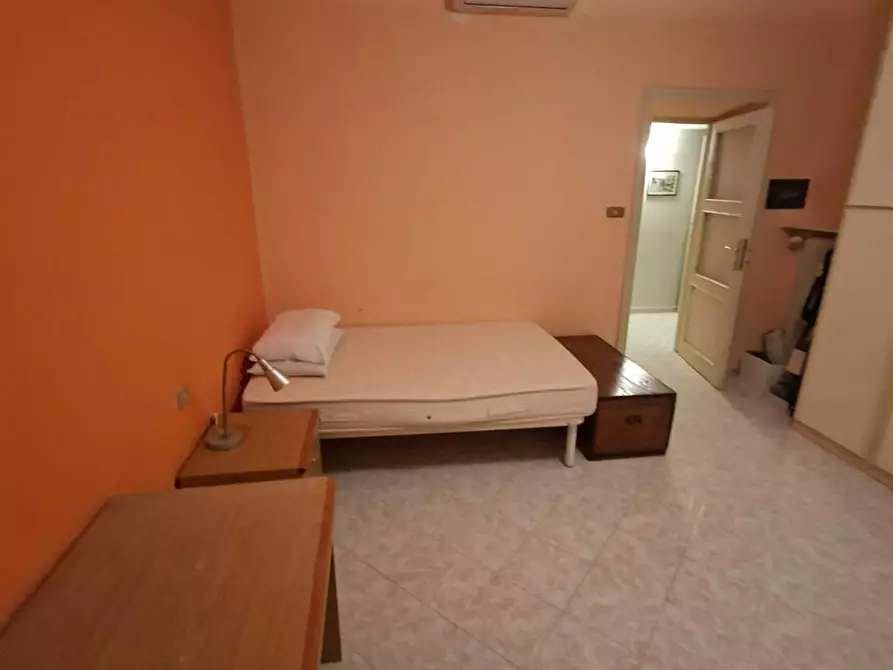 Immagine 8 di Camera in affitto  in Via Giacomo Boni a Roma