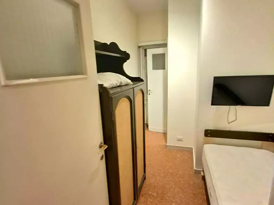Immagine 3 di Camera in affitto  in Via Costantino Maes a Roma