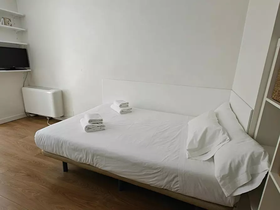 Immagine 6 di Appartamento in affitto  in Calle de Mauricio Legendre a Madrid