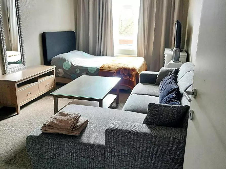 Immagine 1 di Appartamento in affitto  in Laarsebaan a Merksem