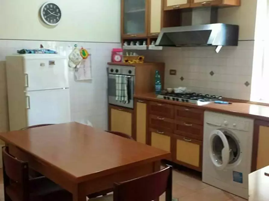 Immagine 4 di Camera in affitto  in Via Bernardo Cavallino a Napoli