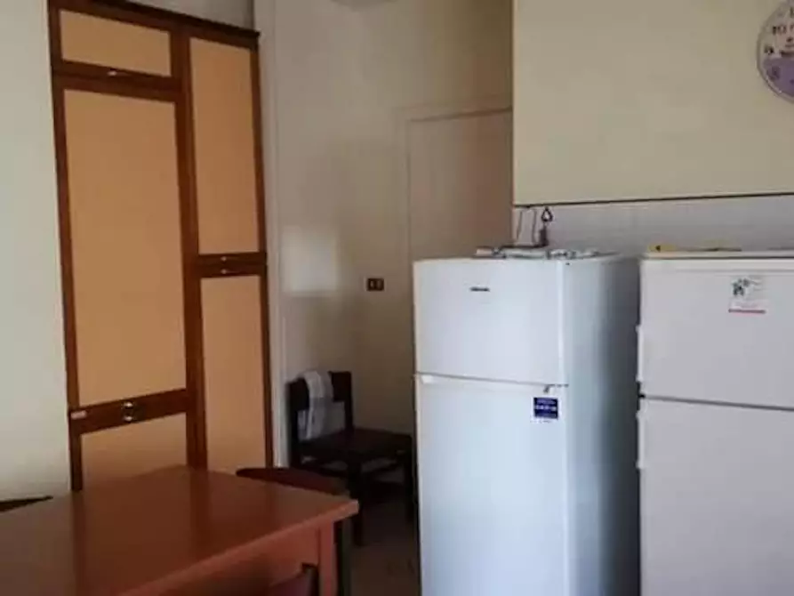 Immagine 7 di Camera in affitto  in Via Bernardo Cavallino a Napoli