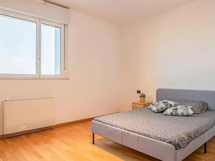Immagine 1 di Camera in affitto  in Viale dell'Innovazione a Milano