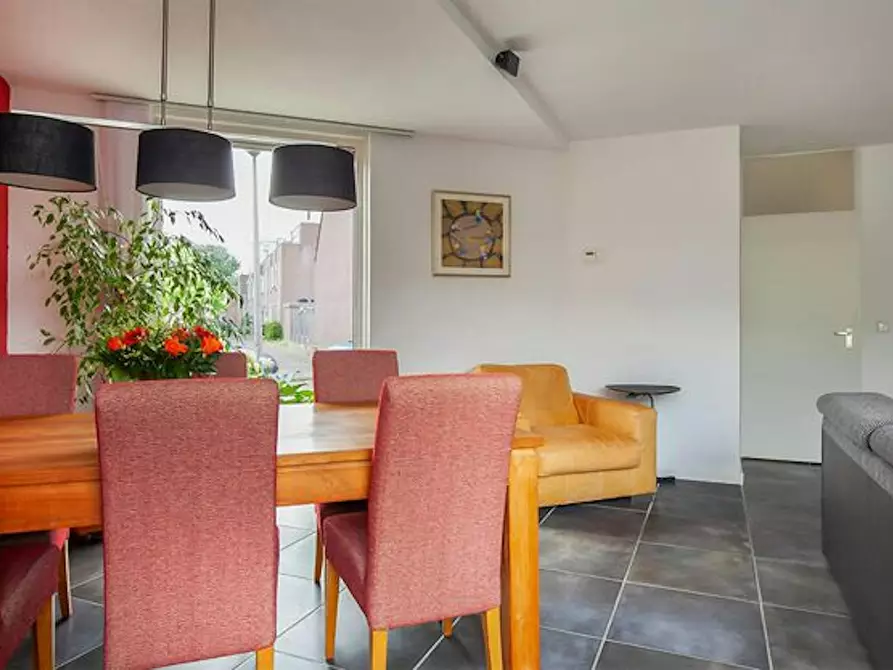 Immagine 8 di Casa indipendente in affitto  in Veerman a Spijkenisse