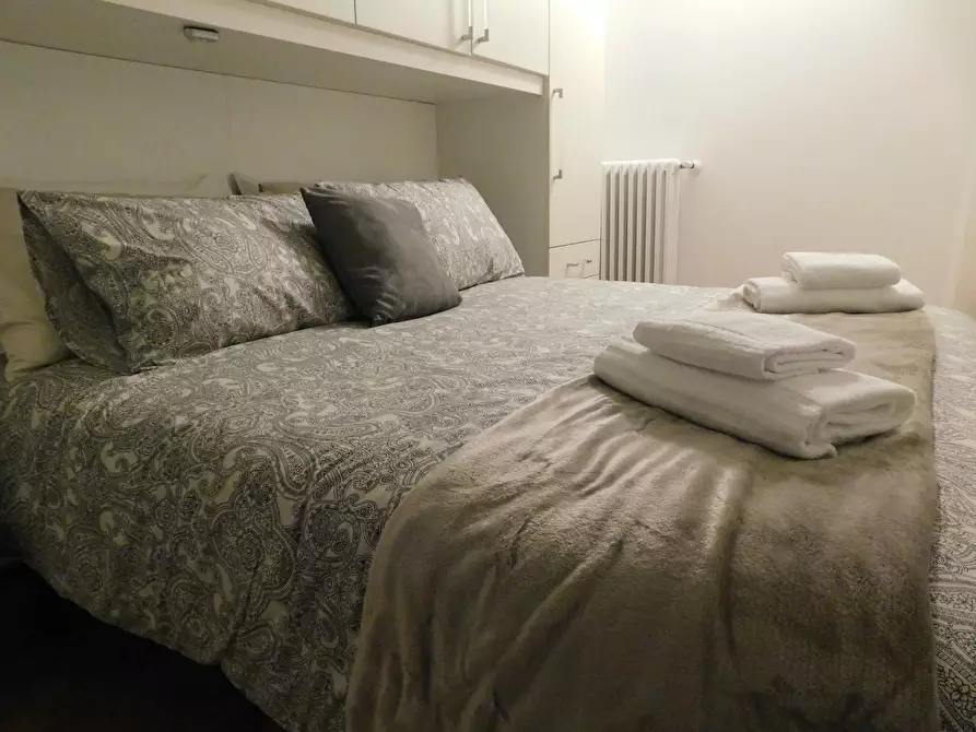 Immagine 5 di Appartamento in affitto  in Via Leopoldo Fregoli a Bologna