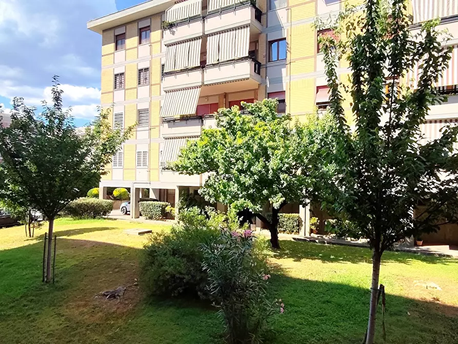 Immagine 5 di Appartamento in affitto  in Via Comano a Roma