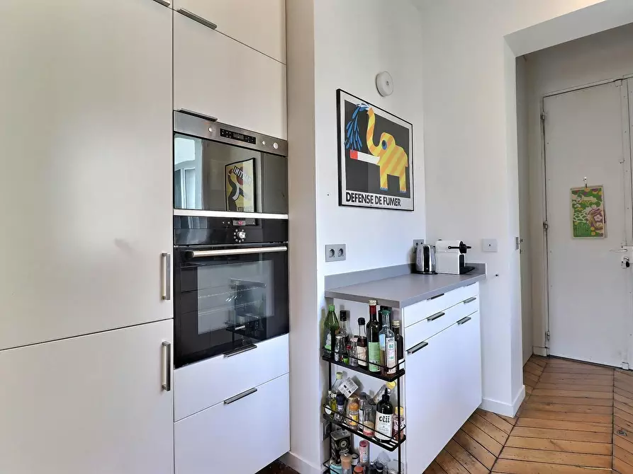 Immagine 10 di Appartamento in affitto  in Rue d'Hauteville a Paris
