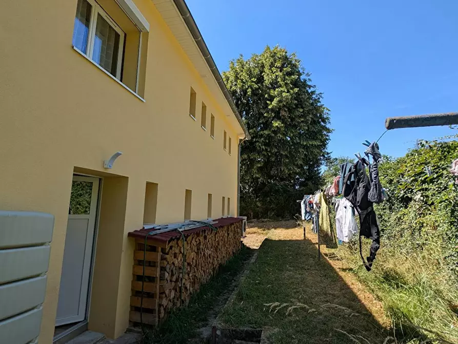 Immagine 2 di Appartamento in affitto  in Rue de la Rivoire a Saint-Nicolas-de-Macherin