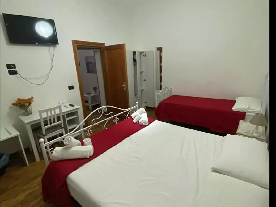 Immagine 6 di Appartamento in affitto  in Via dei Tribunali a Napoli