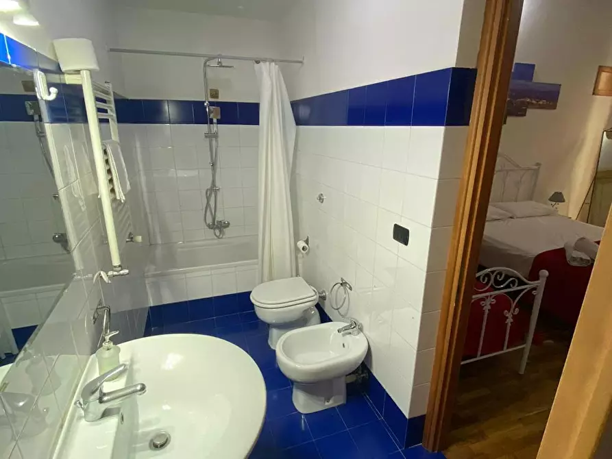 Immagine 2 di Appartamento in affitto  in Via dei Tribunali a Napoli
