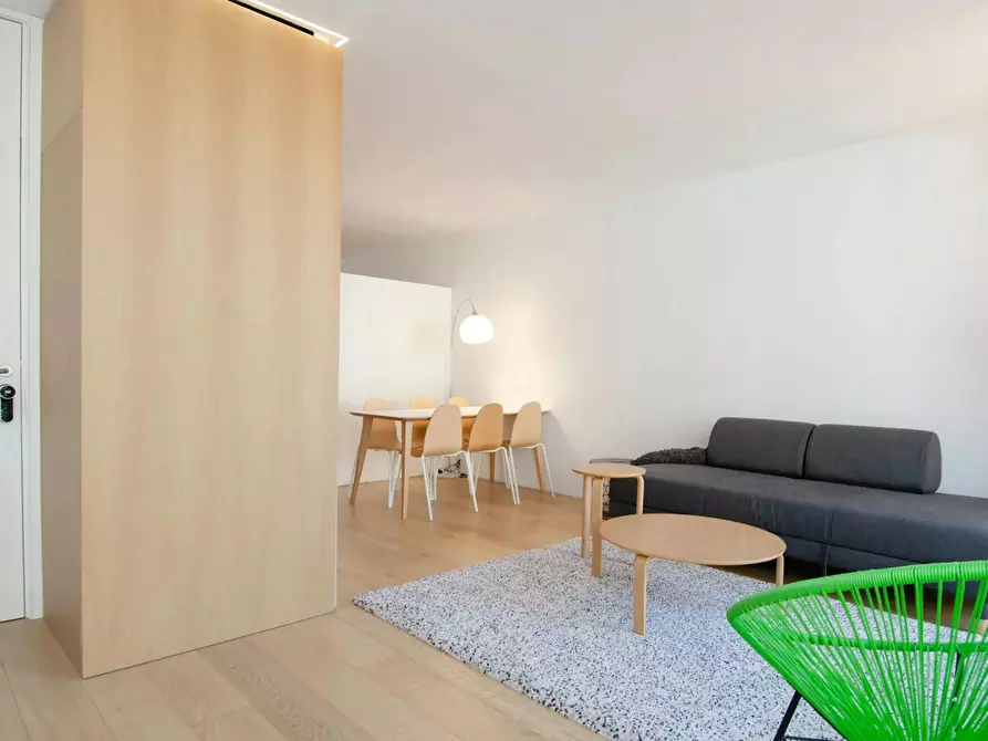 Immagine 6 di Appartamento in affitto  in Plaza Prosperidad a Madrid