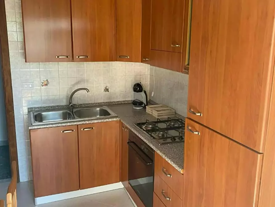 Immagine 9 di Camera in affitto  in Via Marco Aurelio Severino a Napoli