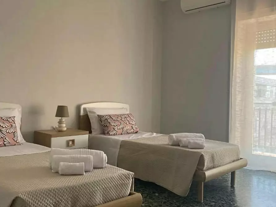 Immagine 7 di Camera in affitto  in Via Marco Aurelio Severino a Napoli