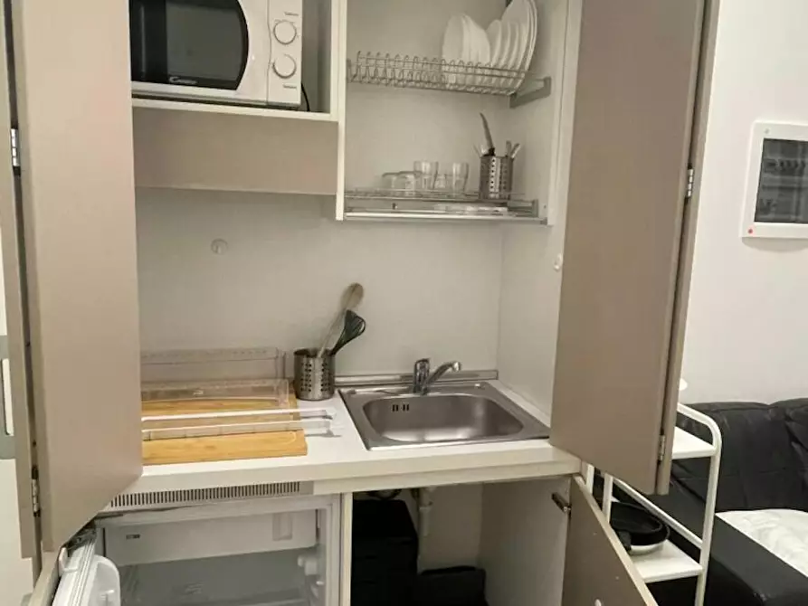 Immagine 5 di Camera in affitto  in Largo Vittorio Sereni a Milano