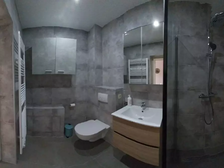 Immagine 5 di Appartamento in affitto  in Rue Saint-Quentin a Bruxelles