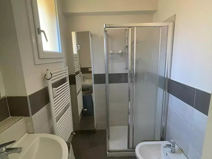 Immagine 5 di Camera in affitto  in Via San Vitale a Bologna