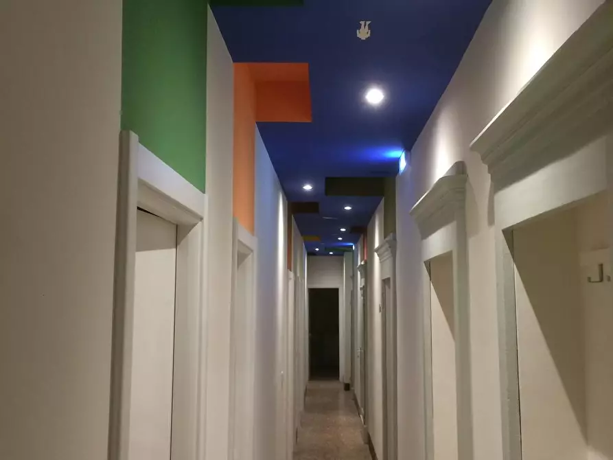 Immagine 9 di Camera in affitto  in Via San Vitale a Bologna
