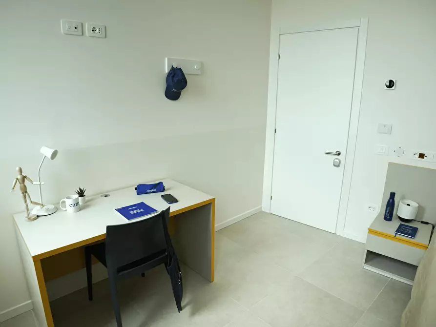 Immagine 3 di Camera in affitto  in Via Darsena a Ferrara