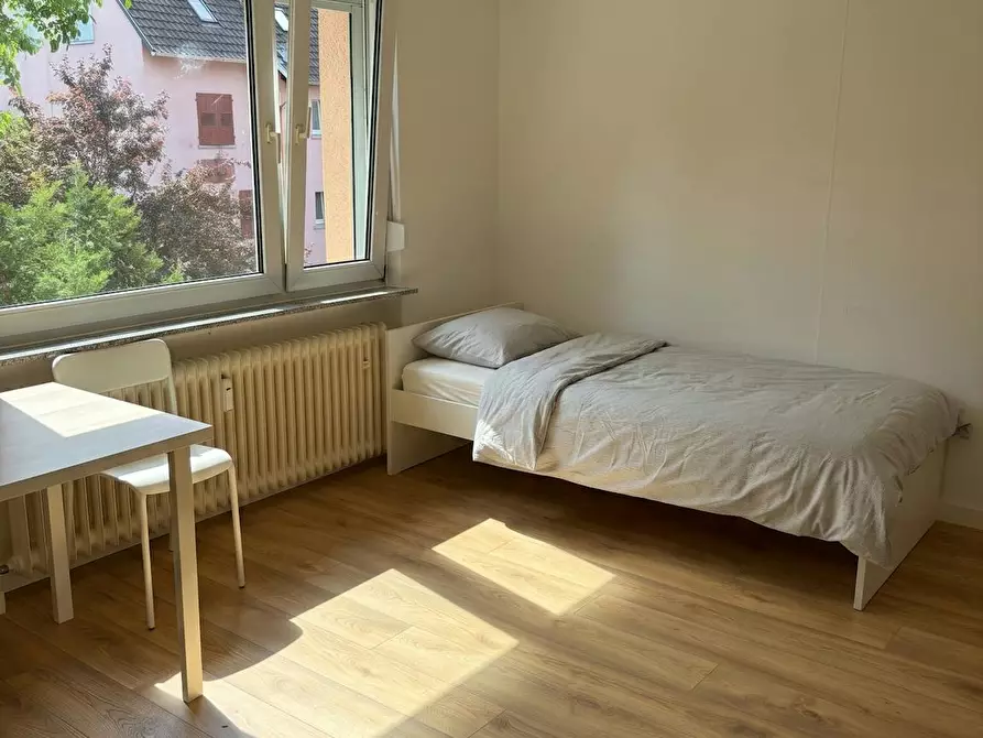 Immagine 1 di Appartamento in affitto  in Bahnstraße a Erzhausen