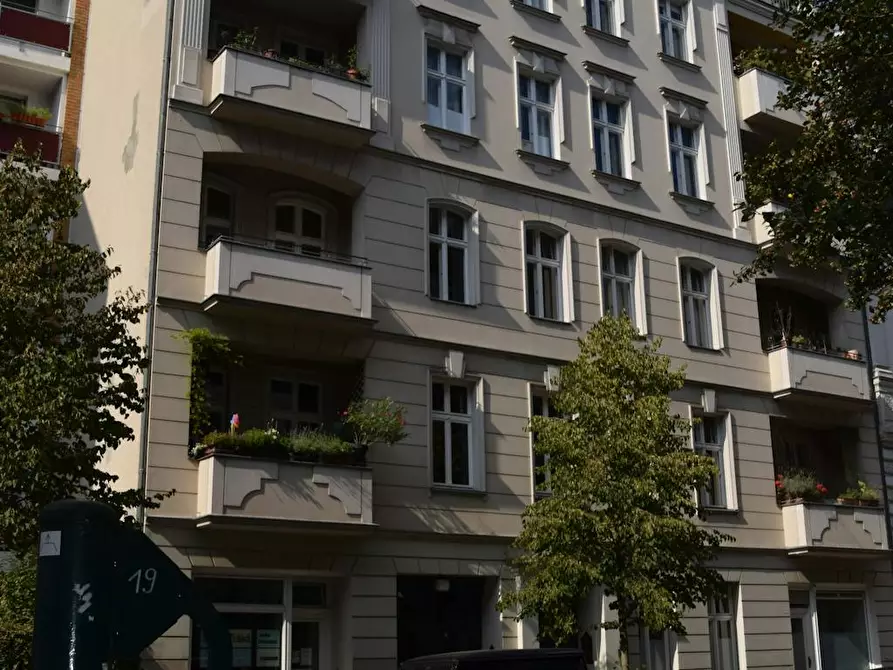 Immagine 2 di Appartamento in affitto  in Feurigstraße a Berlin