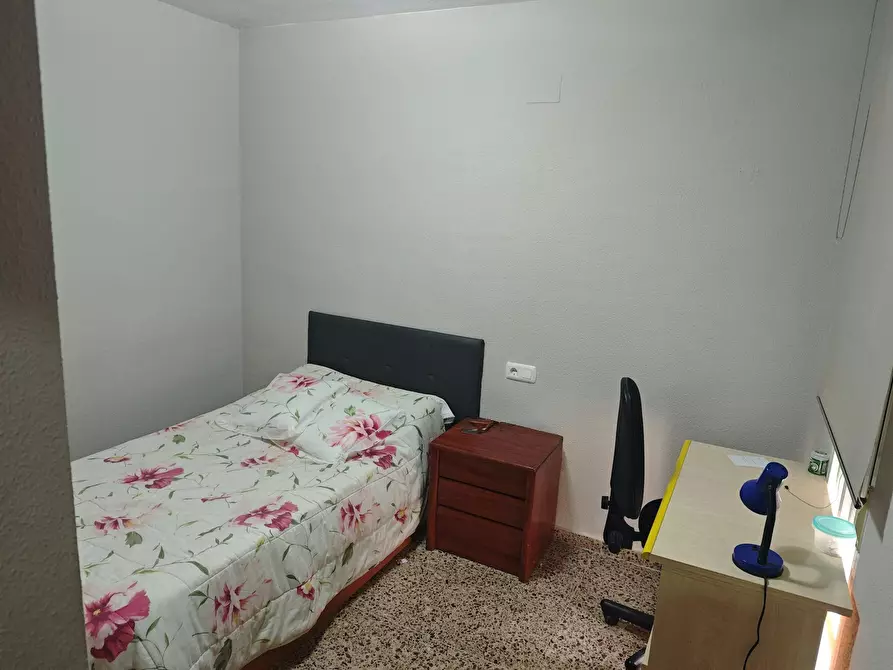 Immagine 1 di Camera condivisa in affitto  in Carrer Pizarro a Sant Vicent Del Raspeig
