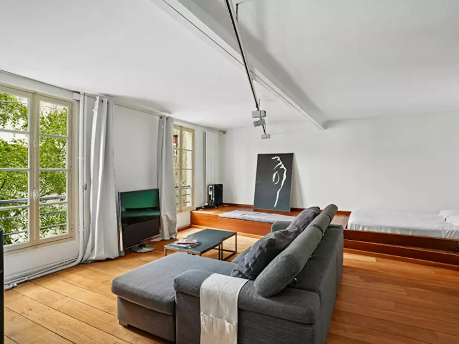 Immagine 3 di Appartamento in affitto  in Rue Marguerite de Rochechouart a Paris