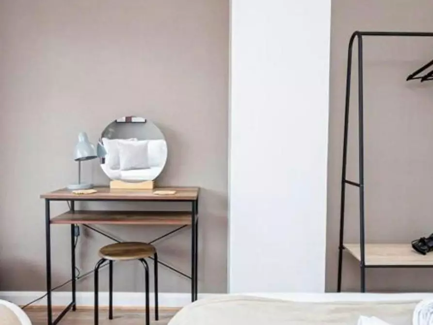 Immagine 5 di Casa indipendente in affitto  in Brays Road a 