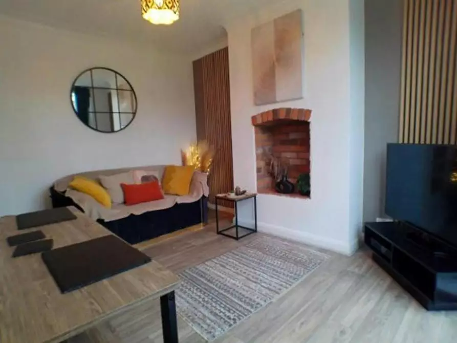 Immagine 9 di Casa indipendente in affitto  in Brays Road a 