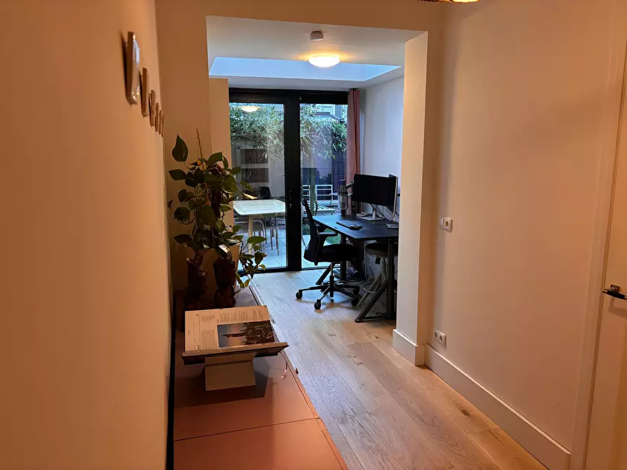Immagine 6 di Appartamento in affitto  in Sassenheimstraat a Amsterdam