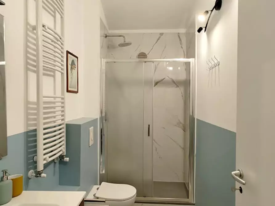Immagine 10 di Camera in affitto  in Via Oddino Morgari a Torino