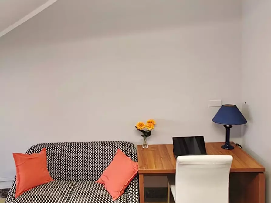 Immagine 3 di Camera in affitto  in Via Oddino Morgari a Torino