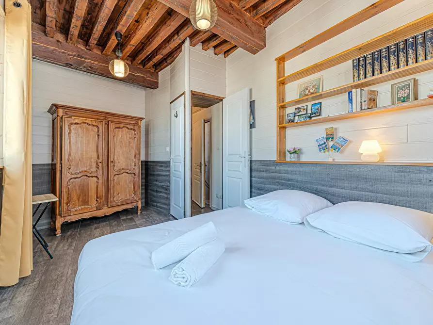 Immagine 10 di Appartamento in affitto  in Rue Chavanne a Lyon
