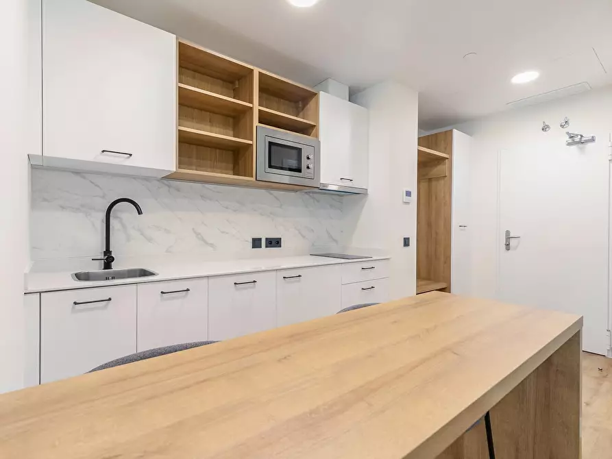 Immagine 9 di Appartamento in affitto  in Ronda de Poniente a Valdeloshielos, De Los (Finca)