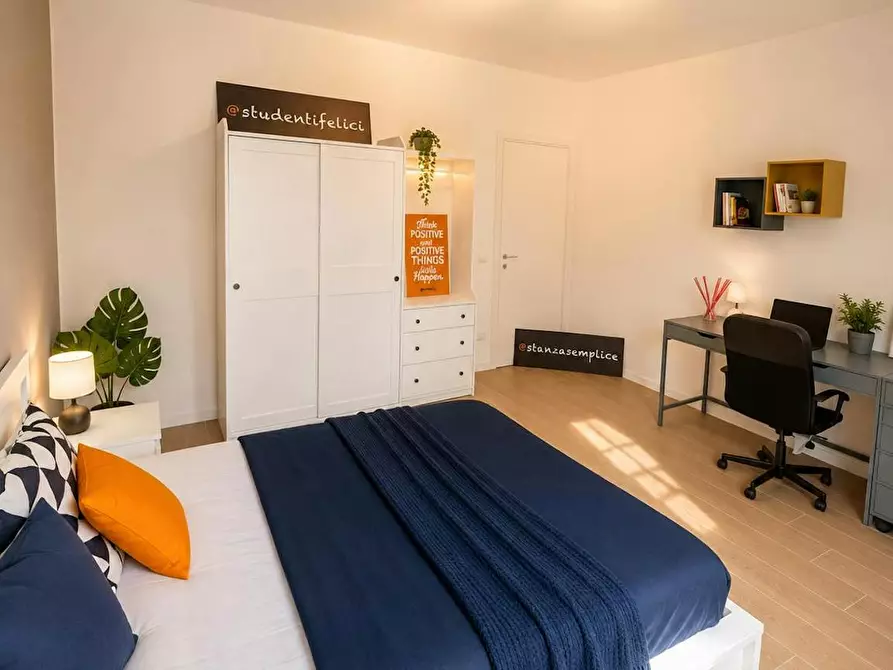 Immagine 1 di Camera in affitto  in Via Privata Jan Sibelius a Milano