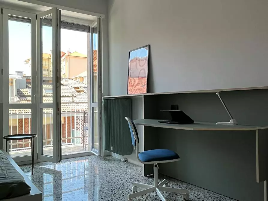 Immagine 2 di Camera in affitto  in Via Vincenzo Porri a Torino