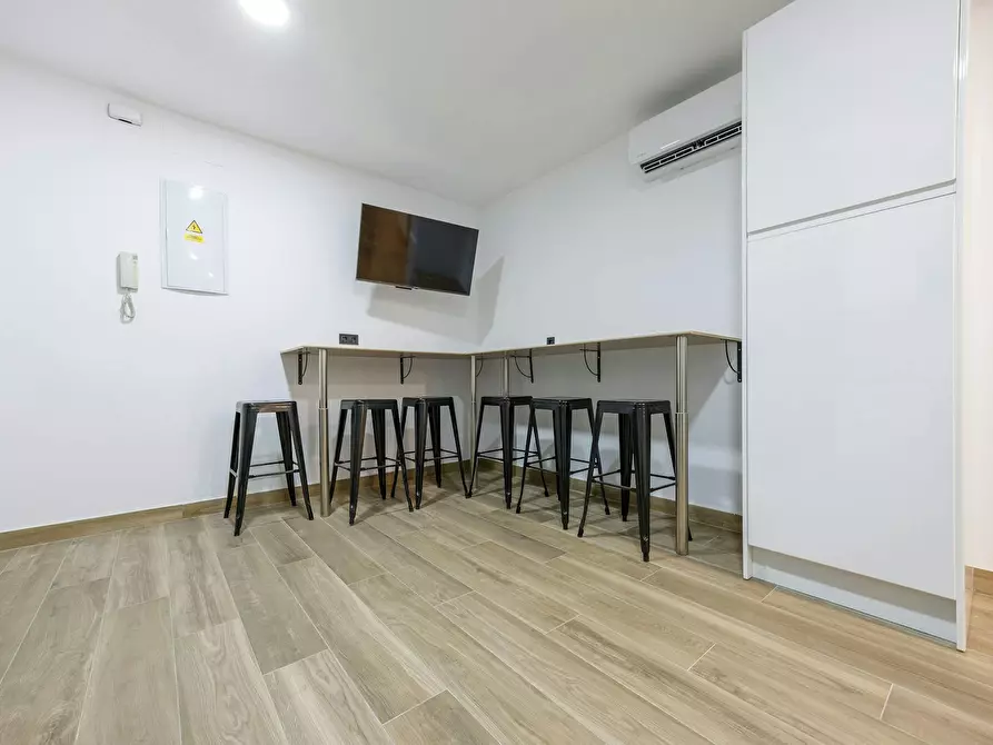 Immagine 7 di Camera in affitto  in Avinguda del Marqués de Sotelo a Valencia