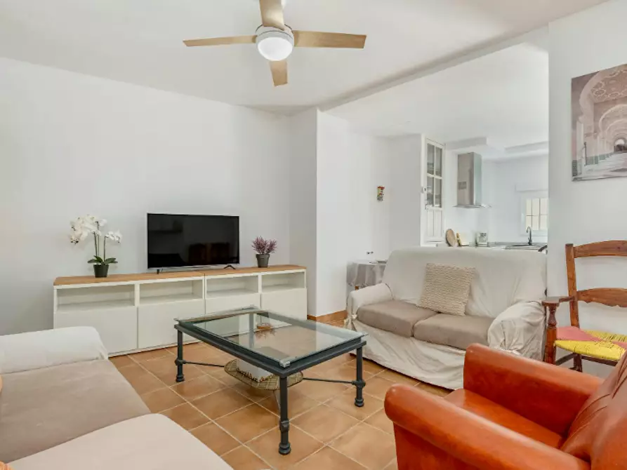 Immagine 1 di Casa indipendente in affitto  in Calle Pozo de Valderrubio a Valderrubio